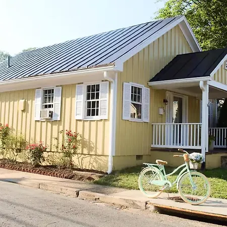 Cottage On King Charming Historic Leesburg Home